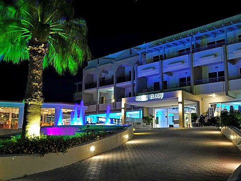 SEA MELODY BEACH HOTEL AND APARTMENTS (5)