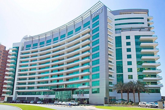TIME OAK HOTEL & SUITES (2)