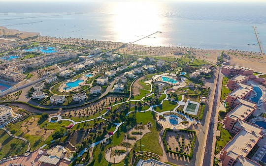 Aurora Oriental Resort