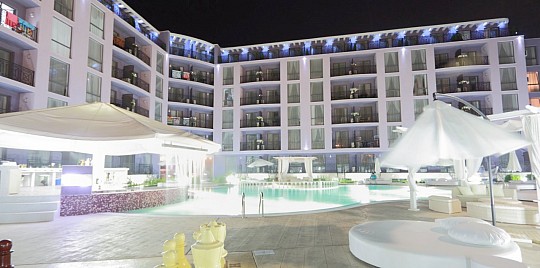 Holiday Complex Rainbow 4 (4)