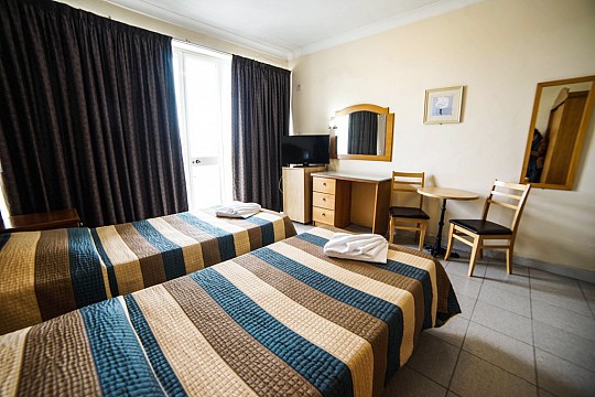 Coral Hotel (3)