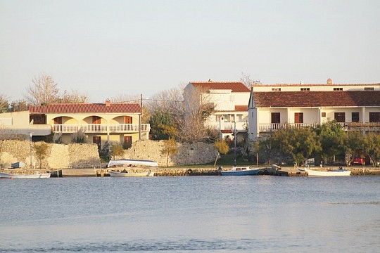 Apartmány a pokoje s parkovištěm  Nin, Zadar (2)