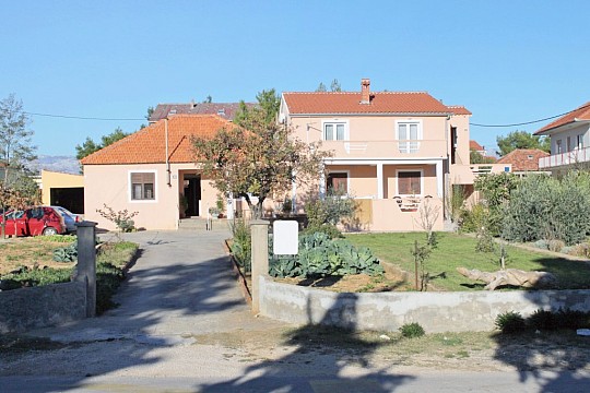 Apartmány s parkovištěm Privlaka, Zadar (2)