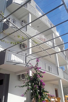 Apartmány s parkovištěm Podstrana, Split (2)