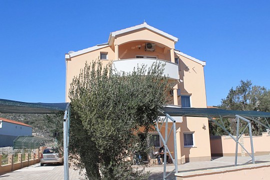 Apartmány s parkovištěm Vinišće, Trogir (5)