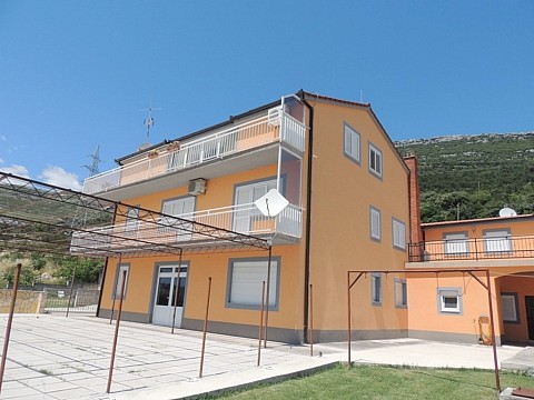 Apartmány s parkovištěm Kaštel Stari, Kaštela (2)