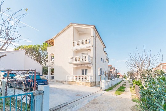 Apartmány s parkovištěm Sabunike, Zadar (2)