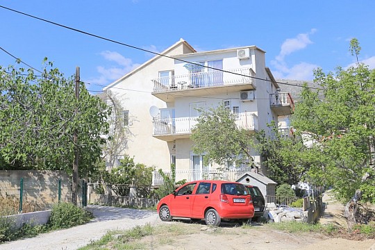 Apartmány s parkovištěm Podstrana, Split