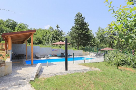 Rodinné apartmány s bazénem Grabovac, Plitvice (3)