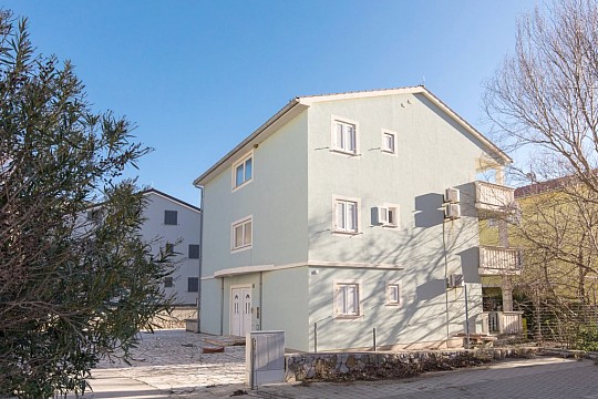 Apartmány s parkovištěm Baška, Krk (2)