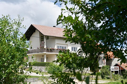 Apartmány s parkovištěm Rakovica, Plitvice (3)