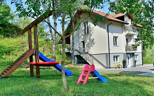 Apartmány a pokoje s parkovištěm  Rakovica, Plitvice