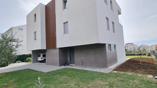 Apartmány s parkovištěm Podstrana, Split (4)