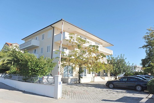Apartmány a pokoje s parkovištěm  Trogir (2)