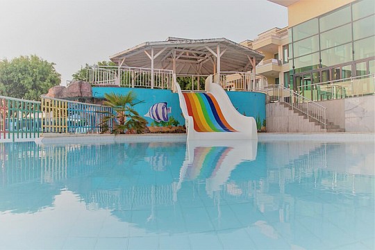 Hotel Perla Beach (2)