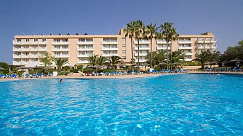 Bakour Garbi Cala Millor Hotel