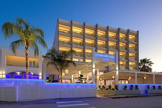 Oceanis Park Hotel