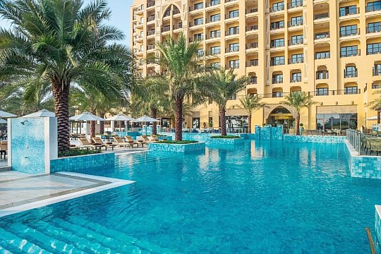 DoubleTree by Hilton Resort & Spa Marjan Island (5)