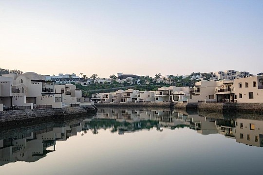 The Cove Rotana Resort (4)