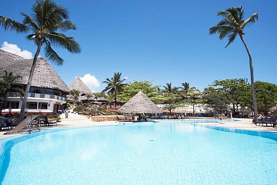 Karafuu Beach Resort & SPA