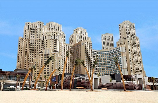 Amwaj Rotana Jumeirah Beach (2)