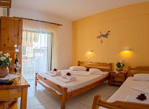 Vila Rena's House (3)