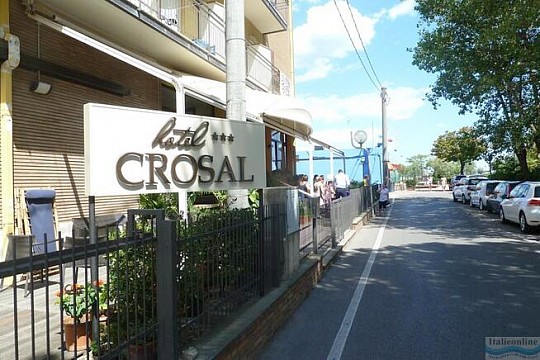 Hotel Crosal (3)