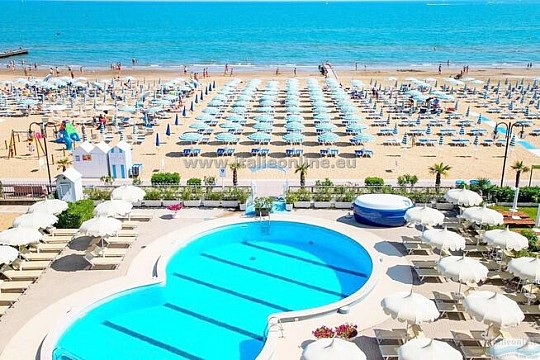 Hotel Galassia (2)
