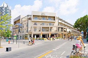 Eden Hotel