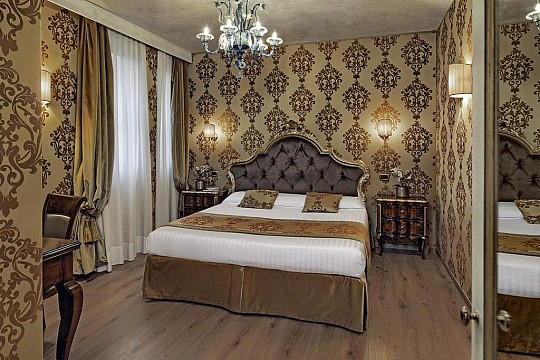 Benátky letecky z Prahy - Hotel Tre Archi (3)