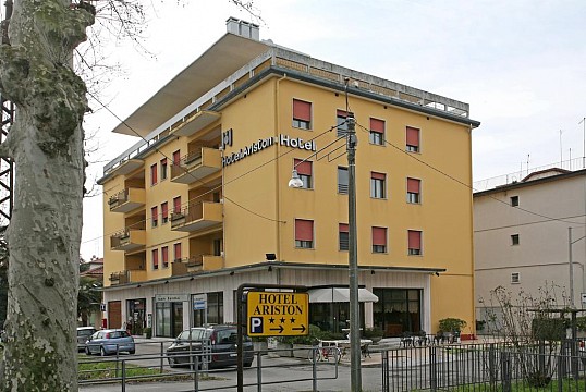 Benátky letecky z Prahy - Hotel Ariston Mestre (3)