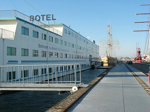 Amsterdam letecky z Prahy - Hotel (Botel) Amstel
