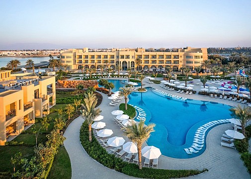 Sofitel Ras Al Khaimah Al Hamra Beach Resort (3)