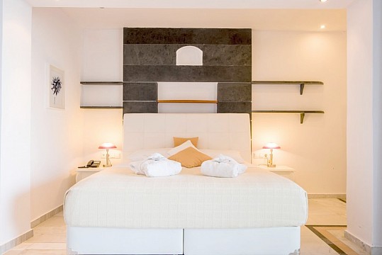 ANTINEA SUITES & SPA (5)