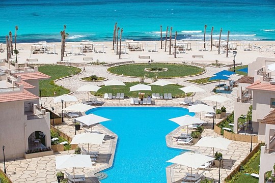 Aqua Heneish Beach Resort (2)