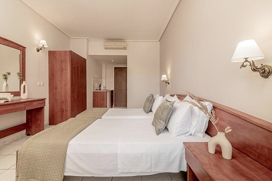 Daisy Hotel (5)