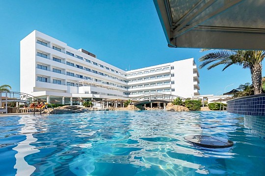 Tasia Maris Beach