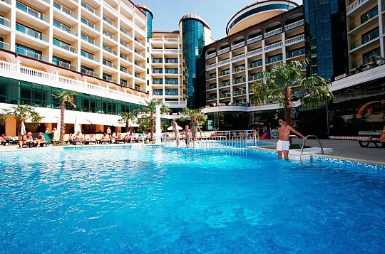 Planeta Hotel & Aqua Park (3)