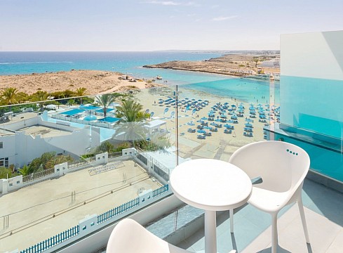Tasia Maris Sands Beach (2)