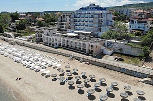 Paraiso Beach & Teopolis Hotel