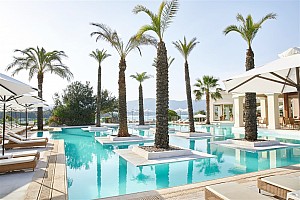 Grecotel Eva Palace Beach Resort
