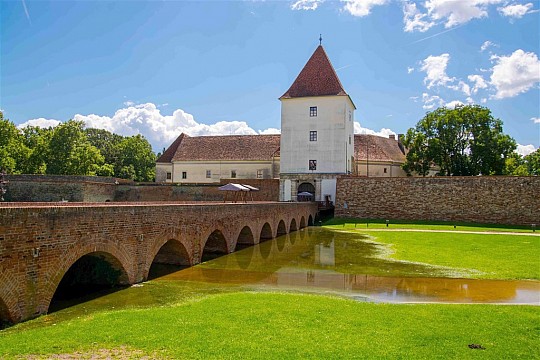 TERMÁLNÍ LÁZNĚ MAĎARSKA (4)