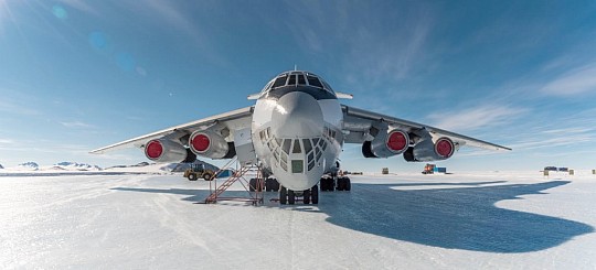 Letadlem na jižní pól