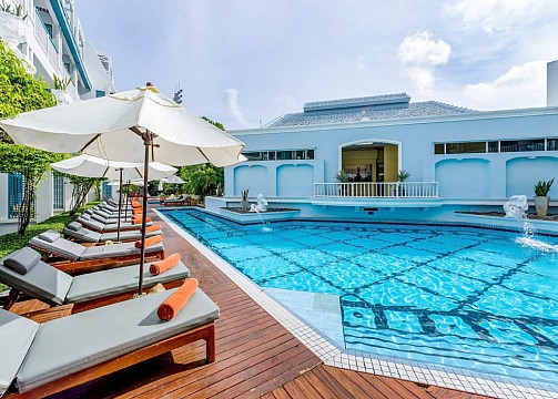 Andaman Seaview Hotel **** - Bangkok Palace Hotel ***+ (4)