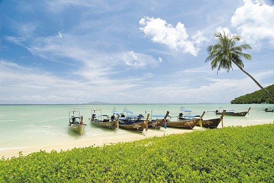 Saii Phi Phi Island Village **** - Katathani Resort ***** - Bangkok Palace Hotel ***+ (3)