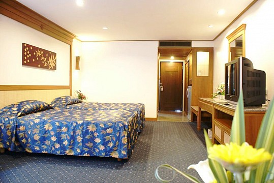 Royal Twins Pattaya *** - Samed Hideaway Resort *** - Bangkok Palace Hotel ***+ (4)