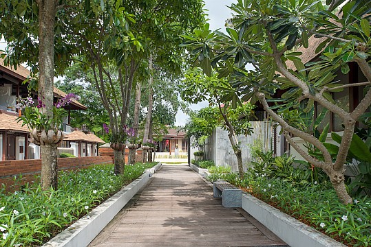 Pavilion Samui Villas & Resort **** - Katathani Resort ***** - Bangkok Palace Hotel ***+ (4)