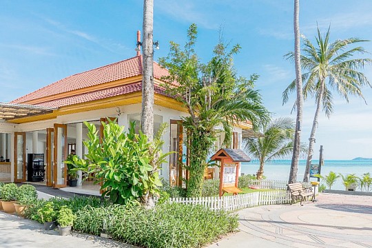 Chaba Cabana Beach Resort & Spa*** - Phuket Ocean Resort *** - Bangkok Palace Hotel ***+ (2)