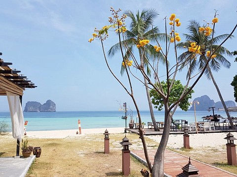 Thanya Resort *** - Sand Sea Resort *** - Bangkok Palace Hotel ***+ (2)