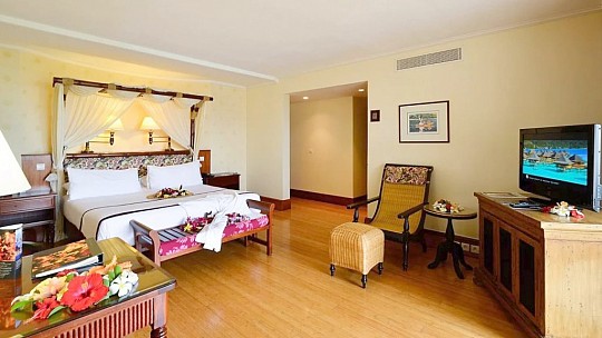 The St. Regis Bora Bora Resort ***** - Intercontinental Resort